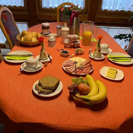 Gaestezimmer Schanz-hilbel Pensión